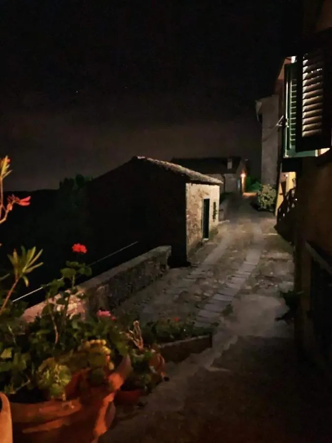Apartament Accogliente Casa In Pietra In Borgo Medievale Serra Pistoiese
