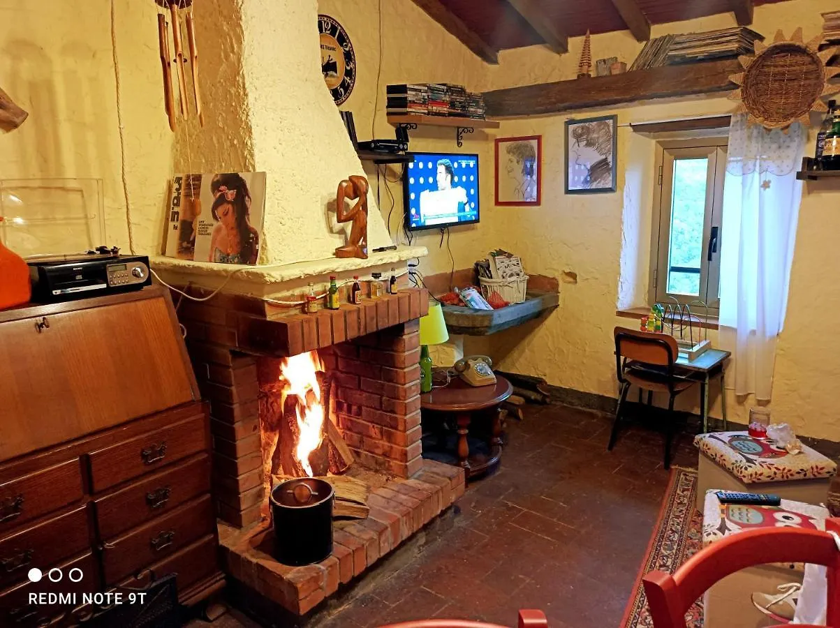 Accogliente Casa In Pietra In Borgo Medievale Serra Pistoiese Włochy